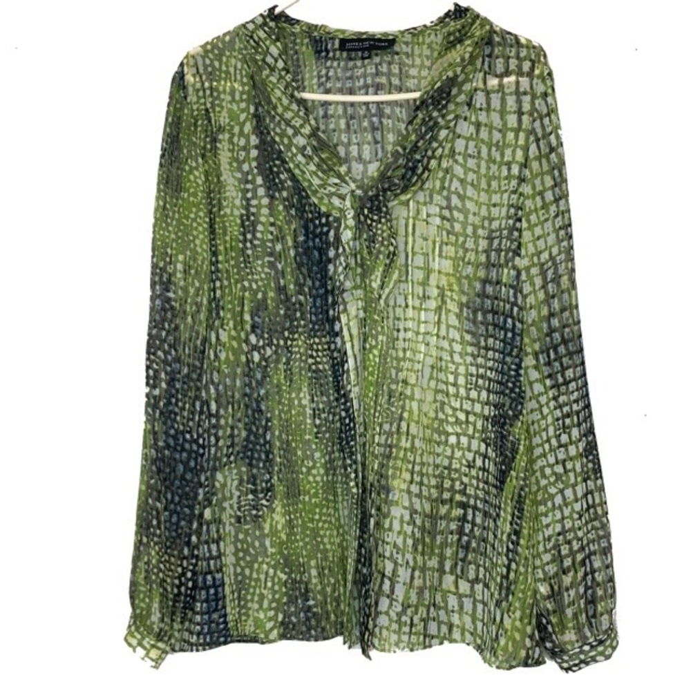 Jones New York Green Long Sleeve Ruffle Front Blouse Size 14